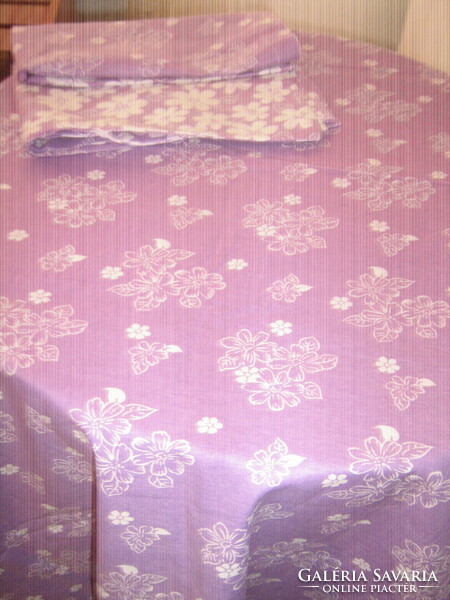 Csodaszép lila fehér vintage virágos ágyneműgarnitúra Új