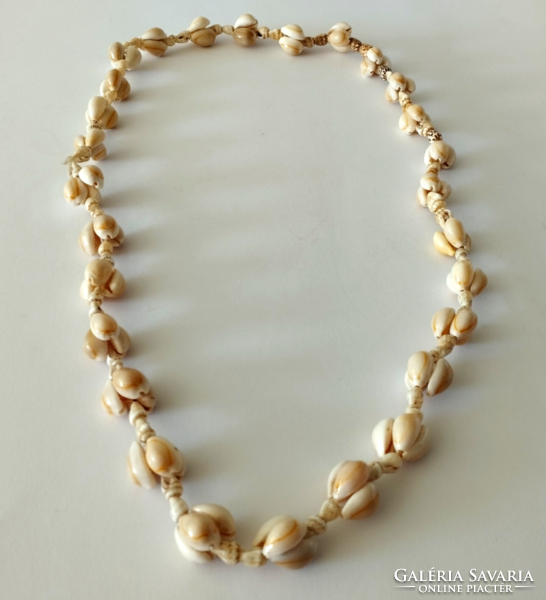 Discounted! Vintage sea shell necklace