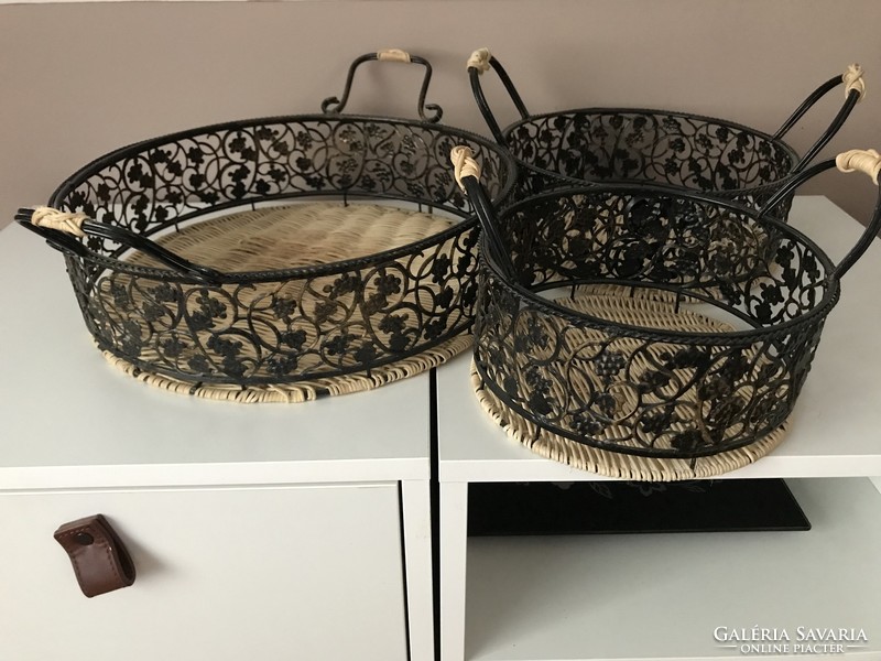 3 decorative baskets with a metal braided bottom