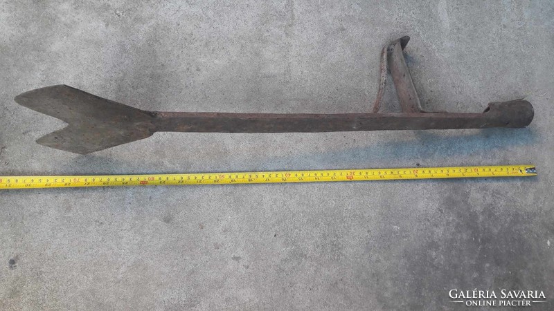 Antique, 1 piece, wrought iron, stalk cutting agricultural tool, metal tool, decorative object