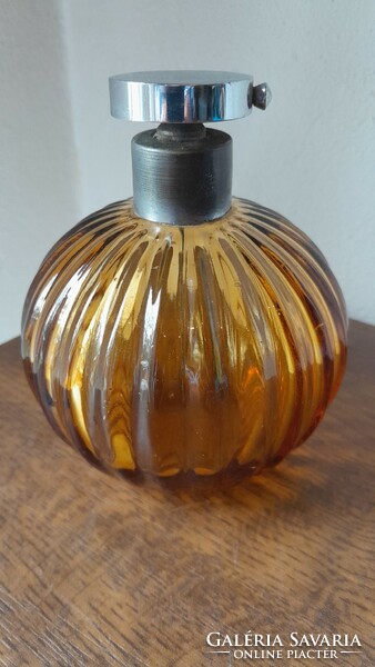 Régi nagyon szép parfümös üveg 1920-30 as évekből. bordázott és hibátlan.
