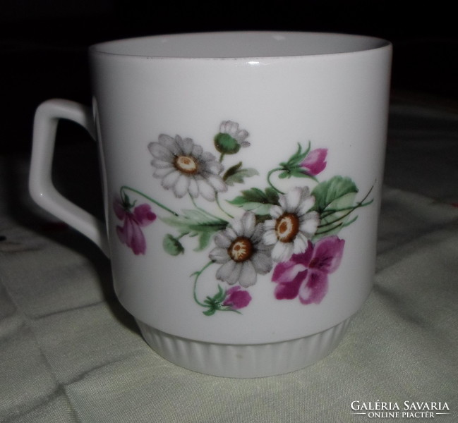 Zsolnay porcelain, skirted (tea) mug 1.: Violet, daisy