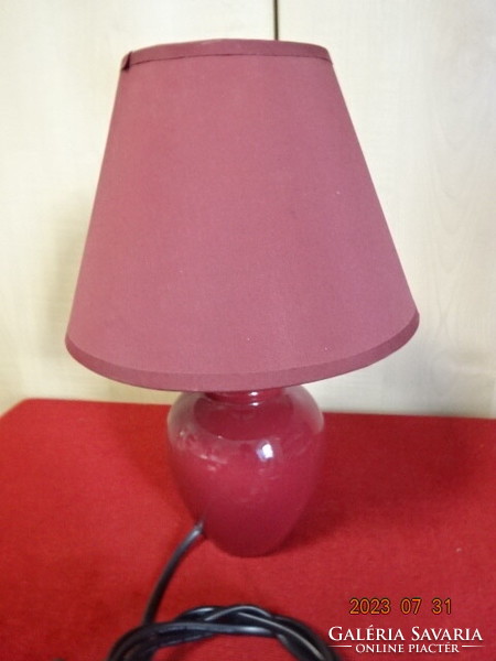 Burgundy porcelain table lamp, with a burgundy shade, total height 28 cm. Jokai.