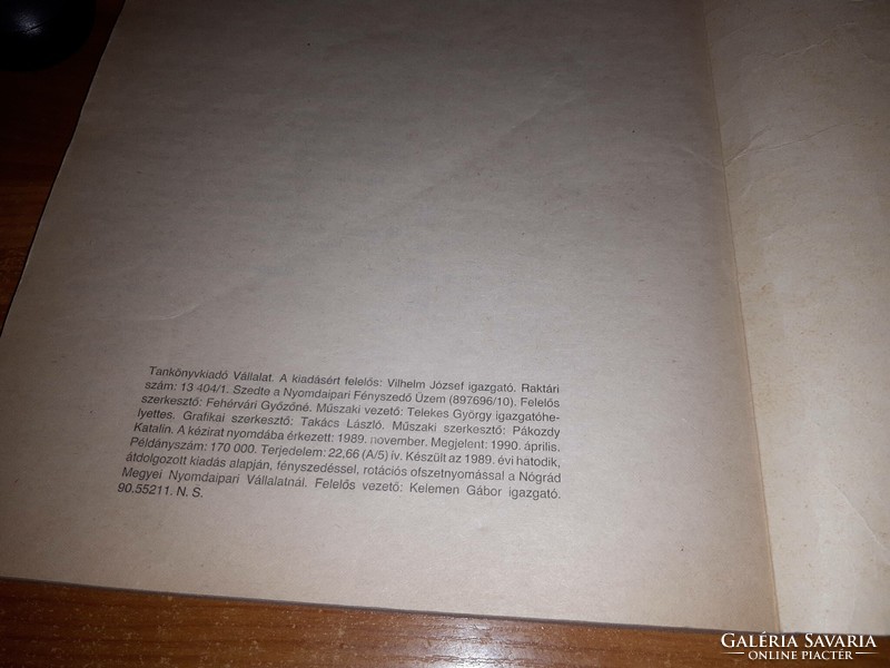 Történelem IV. a gimnázium IV. osztálya számára - 1914-1945 - Jóvérné könyv