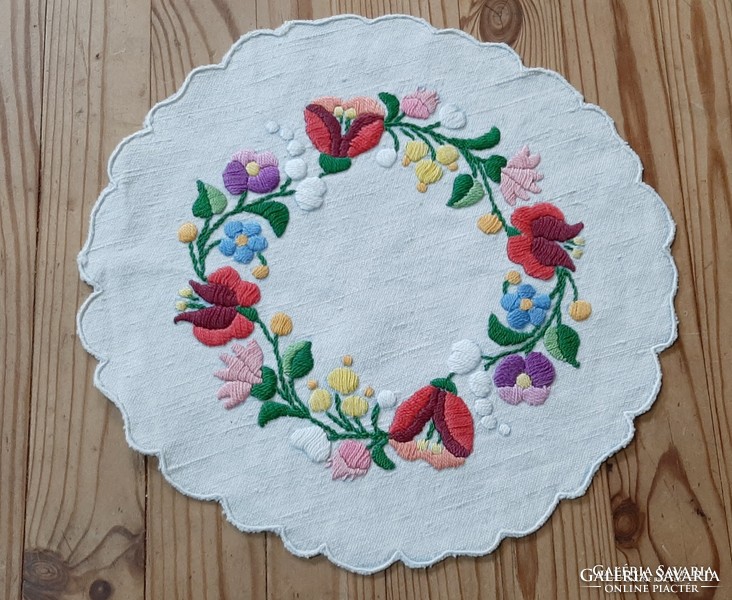 Embroidered cotton tablecloth, needlework 24 cm.