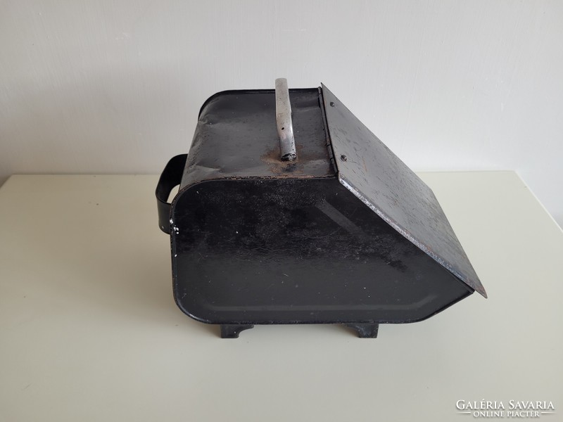 Old coal pot coal holder stove fireplace stove props coal wood storage coal bucket