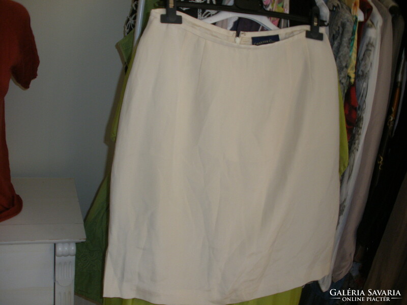 100% Silk skirt, cream