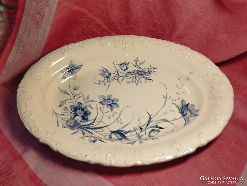 Antique deep roasting dish with floral pattern
