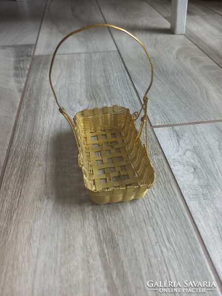 Nice old openwork copper offering basket (10.8x5.7x12 cm)