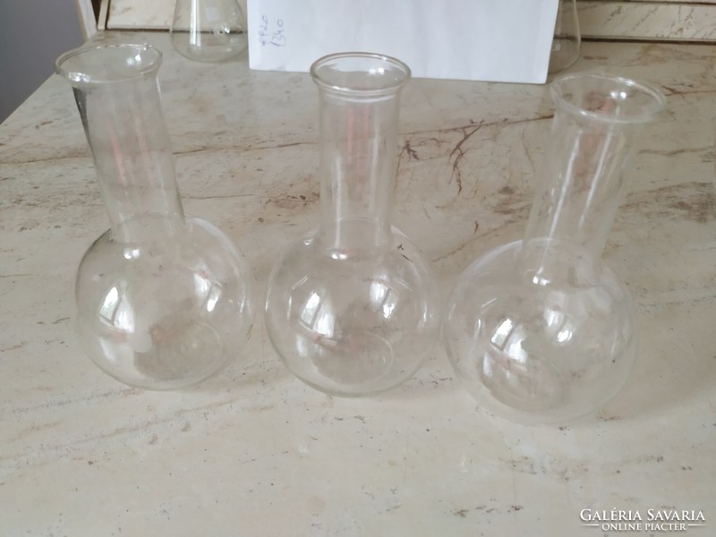 Erlenmeyer flask set! Glass measuring cup, flask, test tube 3 pieces for sale!