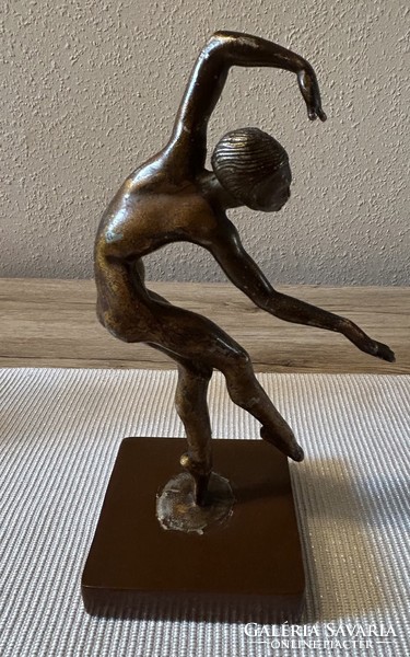 Jenő Kerényi: dancer art deco female statue