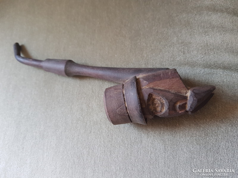 Transylvanian carved wooden pipe carving decoration