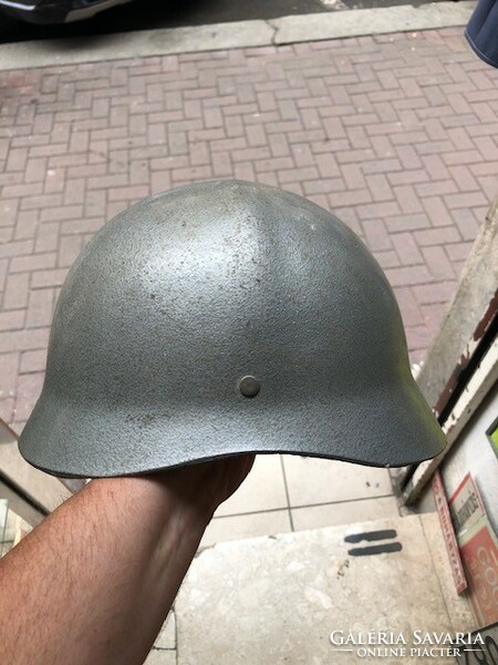 Fire helmet, American, made of Kevlar, from the 1950s. For collectors.