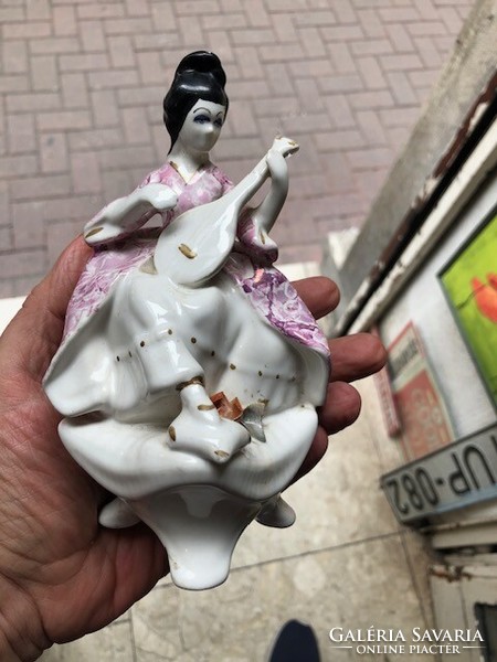 Japanese porcelain statue, flawless old work, 15 cm.