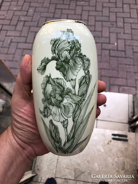 Old green floral raven house vase, porcelain, height 17 cm