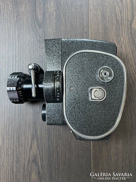 Quartz zoom zenith 8mm cinema camera