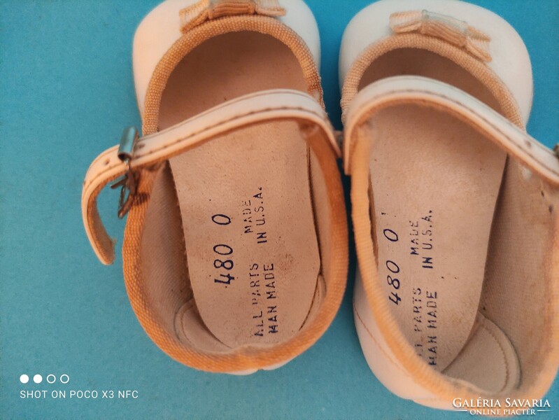 Vintage amerikai kézzel készült játék baba cipő 1 pár