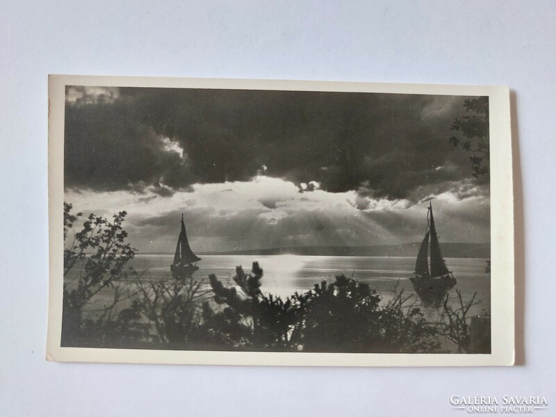 Régi képeslap fotó levelezőlap tájkép Balaton vitorlások