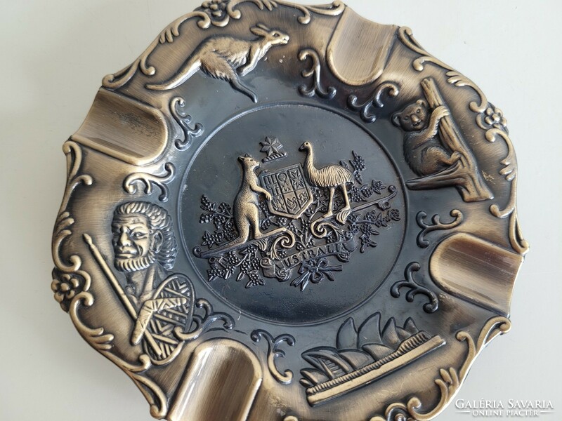 Old retro Australia souvenir souvenir ashtray ashtray kangaroo koala ostrich