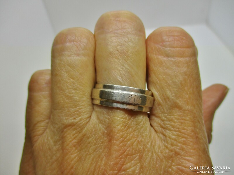 Szép vastag ezüst  karika gyűrű