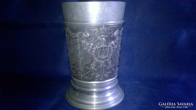 Marked pewter, cup 18.