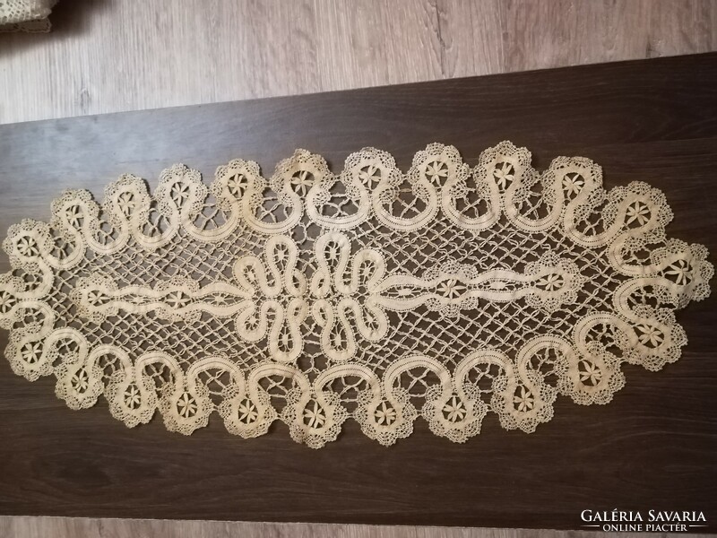 Vert lace, crocheted tablecloths (21) pcs