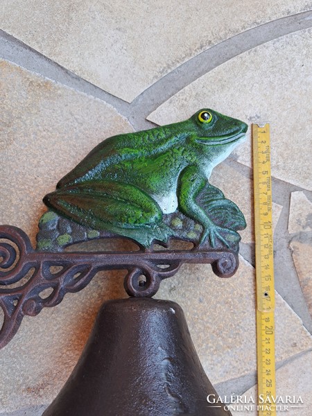 Beautiful cast iron frog bell, pigeon, bell, door decoration