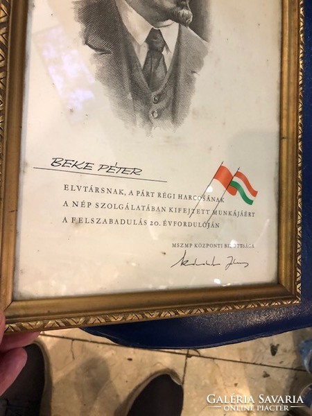 Oklevél Kádár János eredeti aláirásával 1965-ből, 30 x 20 cm-es