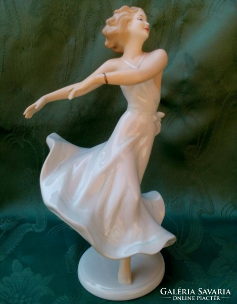 Ballerina Wallendorf (