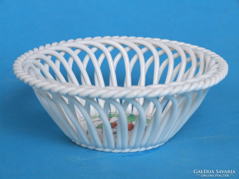 Rosehip, woven Herend bowl (220503)