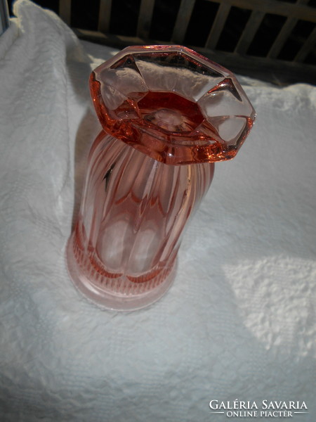 Régi rózsaszínes üveg váza