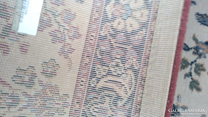 Carpet, wool