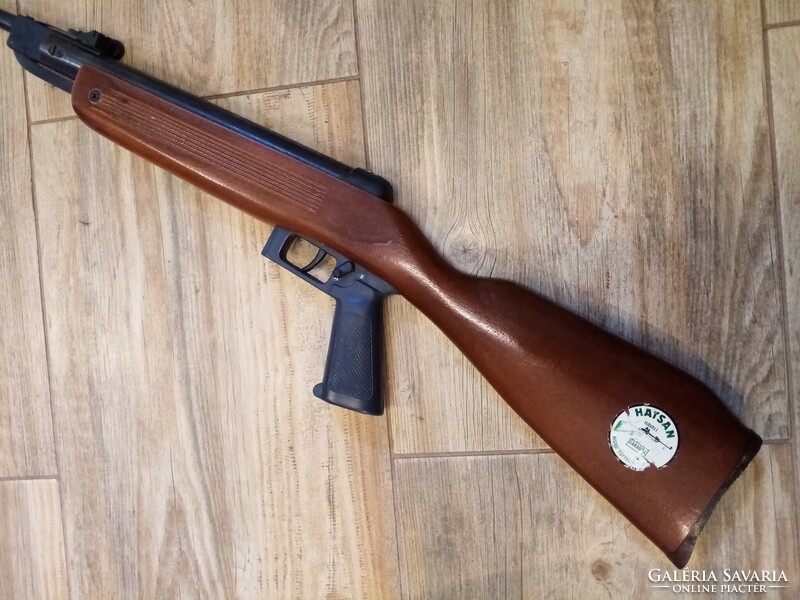 Hatsan havali 4.5 Mm air rifle.