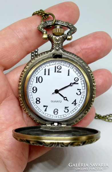 Pocket watch with chain, bronze colored cover plate 9