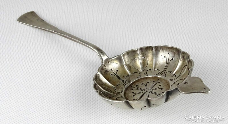 1N454 antique marked silver icing spoon 96 g