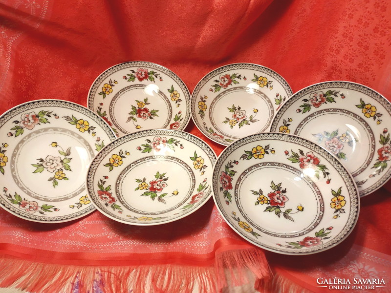 6 Pcs. Flower-patterned porcelain compote serving bowl
