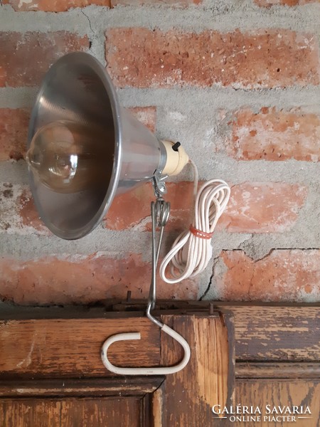 Clip-on industrial lamp, industrial lamp