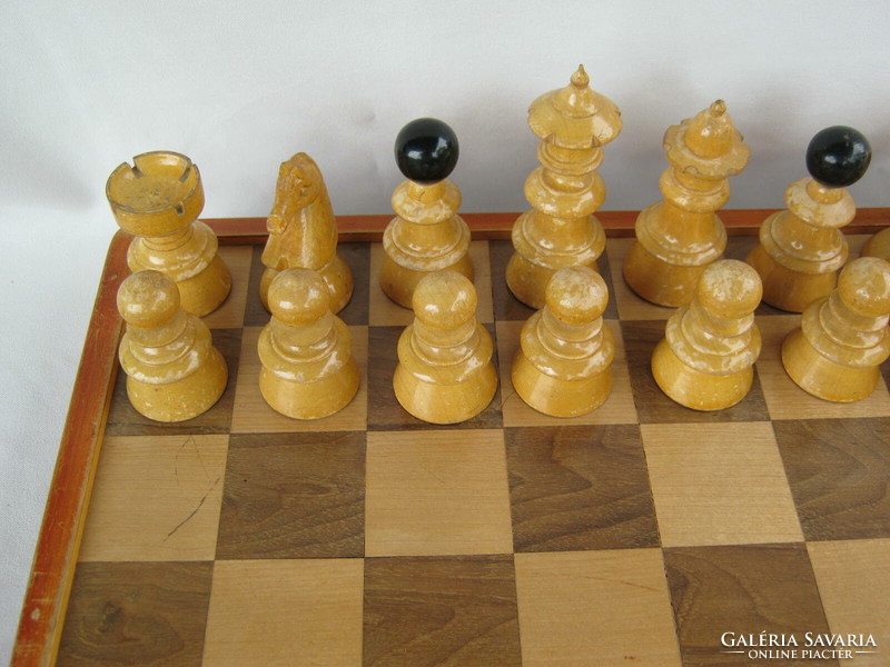 Wooden chess chess set
