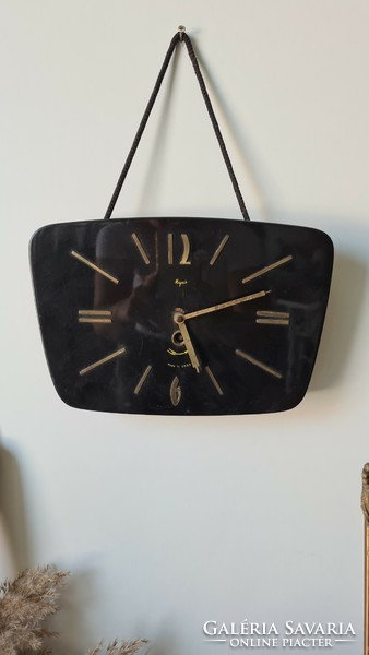 Majak wall clock, black, retro