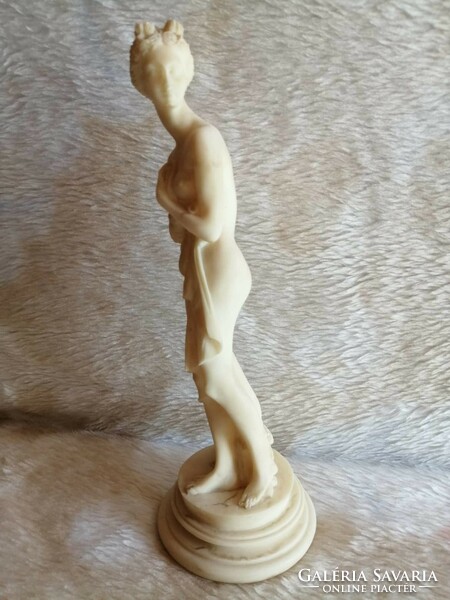 Resin Roman bathing woman nude statue, figurine
