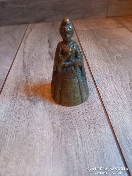 Beautiful antique copper bell (10.7x5.8 cm)