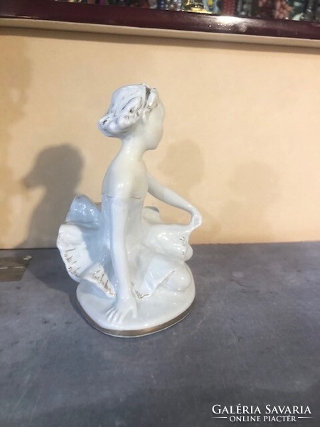 Balerina porcelán figura Velikovától, LFZ Leningrád, 1950-ből,13 cm-es