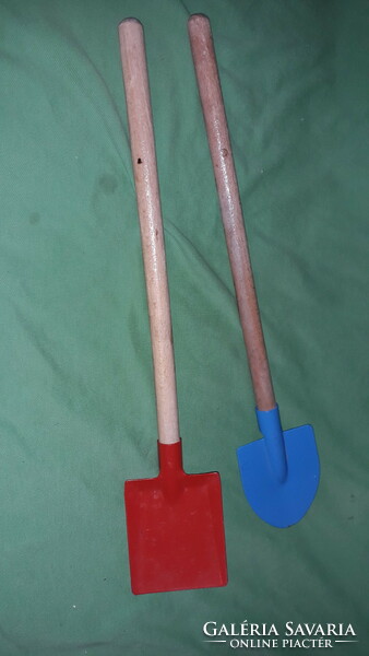 Old 1970s gardening toy set spade and spade metal head, wooden handle 2 in one as shown in the pictures