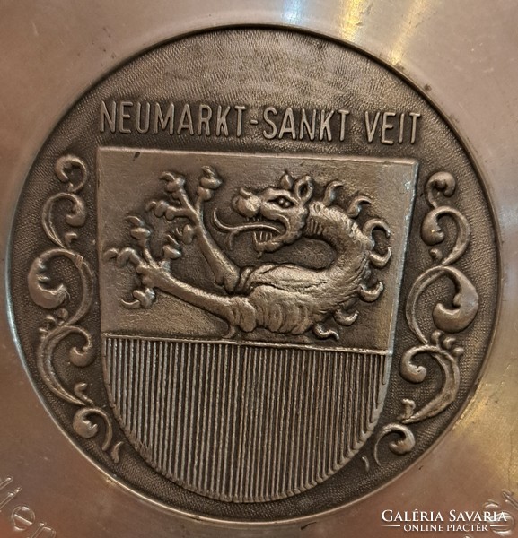 Coat-of-arms pewter plate with dragon (m4112)