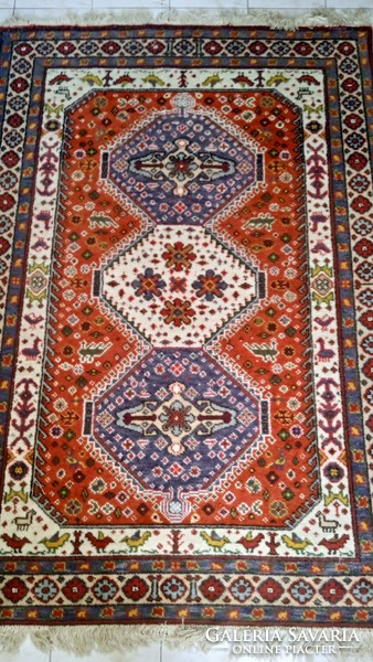 Kézi készítésű iráni szőnyeg az 1970-es évek elejéről