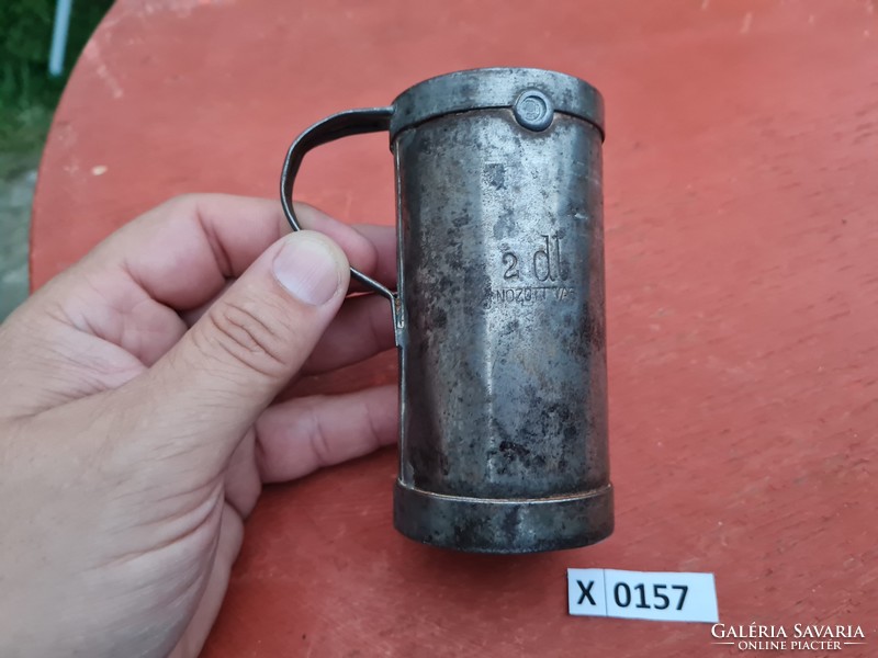 X0157 tinned iron 2 dl drink measure 10.5 cm