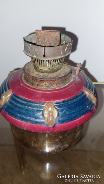 Antik petróleumlámpa tartály