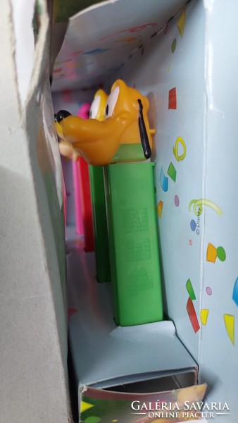 PEZ cukorka adagoló, Pluto és Mickey Mouse, 4 db egyben, dobozzal, cukorkával 2012-ből