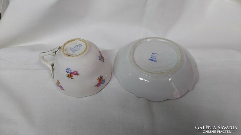Aquincum porcelain cup and base