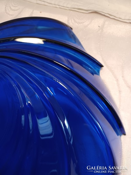 Nagyméretű kék francia üveg asztalközép kínáló tál